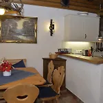 Blockhaus Schwalbennest * Ζέεφελντ