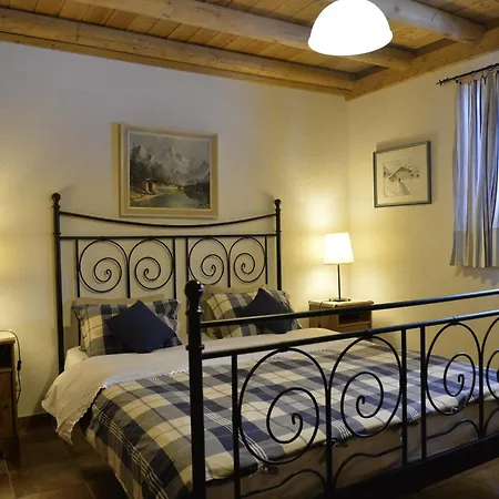 Dom wakacyjny Blockhaus Schwalbennest