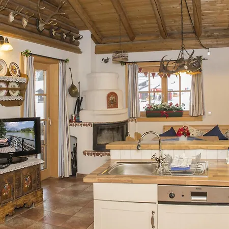 Blockhaus Schwalbennest Seefeld in Tirol